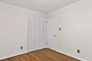 411 Yorktown Dr, Chapel Hill, NC 27516 - Photo 16
