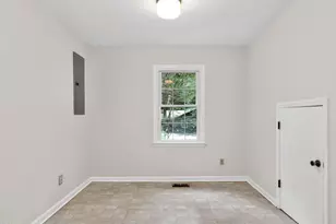 411 Yorktown Dr, Chapel Hill, NC 27516 - Photo 14