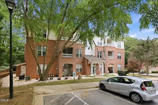 1710 Tiffany Bay Ct, Raleigh, NC 27609 - Photo 2