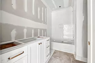 2390 Grant Ave, Raleigh, NC 27608 - Photo 26