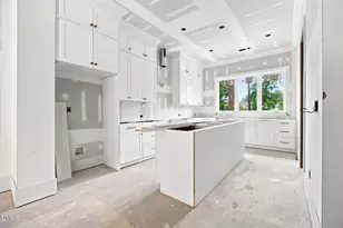 2390 Grant Ave, Raleigh, NC 27608 - Photo 6