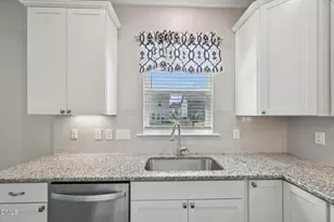 256 Summer Ranch Dr, Fuquay Varina, NC 27526 - Photo 8
