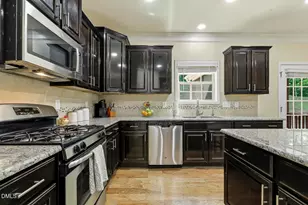 113 Somers Ln, Clayton, NC 27527 - Photo 8