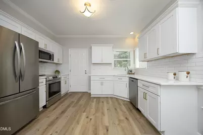 3200 Daingerfield Drive, Raleigh, NC 27616 - Photo 8