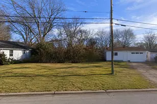 2015 Todd St, Greensboro, NC 27406 - Photo 4