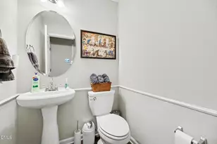 237 Georgetowne Dr, Clayton, NC 27520 - Photo 12
