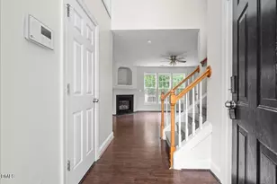 112 Tyler Gate Ln, Holly Springs, NC 27540 - Photo 4
