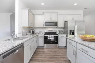 1556 Aberdeen Dr, Mebane, NC 27302 - Photo 12