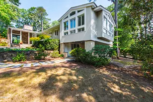 2751 Toxey Dr, Raleigh, NC 27609 - Photo 4