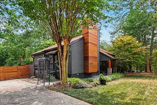 1605 Lake Park Dr, Raleigh, NC 27612 - Photo 2