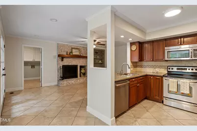 8717 Mansfield Drive, Raleigh, NC 27613 - Photo 20