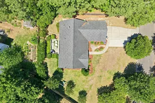 405 Onondaga Ct, Holly Springs, NC 27540 - Photo 4