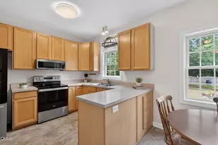 108 Grassy Ridge Ct, Apex, NC 27502 - Photo 6