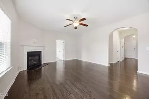 209 Royal Oak Ln, Garner, NC 27529 - Photo 6
