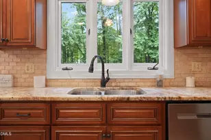 10521 Leafwood Pl, Raleigh, NC 27613 - Photo 18