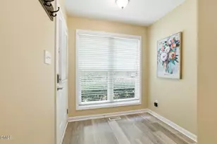 104 Applecross Dr, Cary, NC 27511 - Photo 2