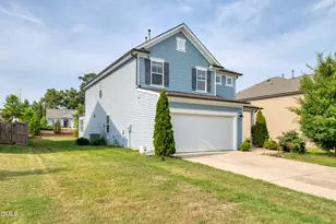 2132 Water Marsh Trl, Fuquay Varina, NC 27526 - Photo 2