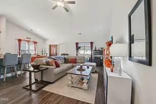 103 Blue Hydrangea Wy, Youngsville, NC 27596 - Photo 4