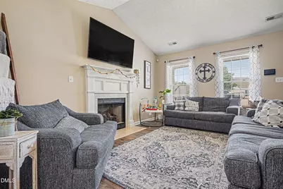 2805 Franzia Drive, Fayetteville, NC 28306 - Photo 2