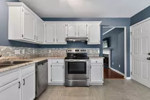727 Avery St, Garner, NC 27529 - Photo 10