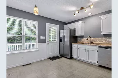 727 Avery Street, Garner, NC 27529 - Photo 8