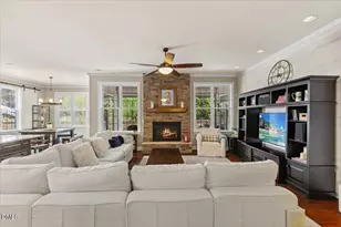 6 Beaufort Ct, Durham, NC 27713 - Photo 14