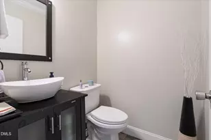 114 Arbuckle Ln, Cary, NC 27511 - Photo 18