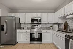 2501 Huntscroft Ln, Raleigh, NC 27617 - Photo 10