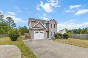1518 Apple Blossom Cir, Creedmoor, NC 27522 - Photo 2