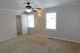 10392 S Nash St, Middlesex, NC 27557 - Photo 12