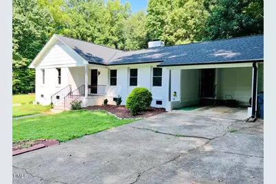 737 Lakeview Drive, Henderson, NC 27536 - Photo 2