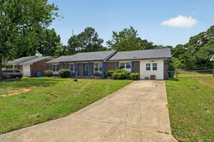 1082 Quail Mdw Dr, Fayetteville, NC 28314 - Photo 2