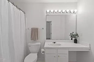 140 Orchard Park Dr, Cary, NC 27513 - Photo 18