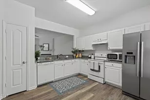 140 Orchard Park Dr, Cary, NC 27513 - Photo 8