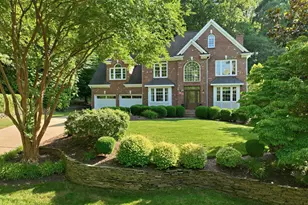 102 Southglen Dr, Cary, NC 27518 - Photo 2
