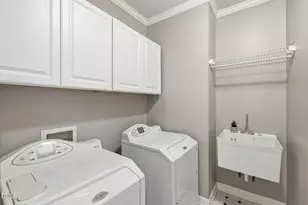 102 Southglen Dr, Cary, NC 27518 - Photo 26