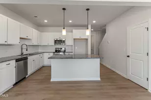 41 Fox Sedge Pl, Lillington, NC 27546 - Photo 2