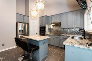 416 Hidden Springs Dr, Durham, NC 27703 - Photo 10