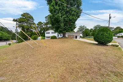 2106 Southgate Drive, Raleigh, NC 27610 - Photo 32