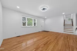 2106 Southgate Dr, Raleigh, NC 27610 - Photo 10