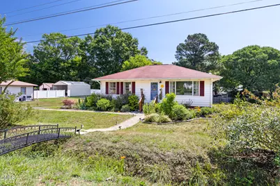 523 Central Avenue, Hillsborough, NC 27278 - Photo 2