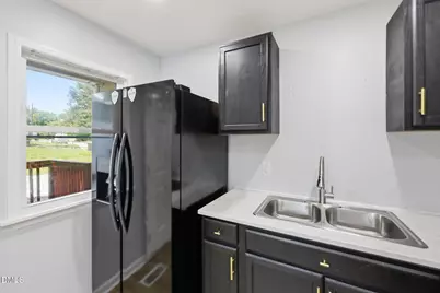 427 N Clark Street, Henderson, NC 27536 - Photo 32