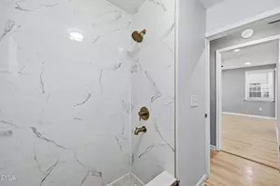 427 N Clark St, Henderson, NC 27536 - Photo 12
