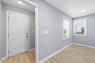 427 N Clark St, Henderson, NC 27536 - Photo 6