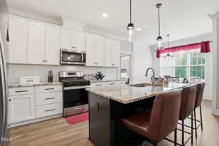 4240 Marsh Vw Ln, Zebulon, NC 27597 - Photo 10
