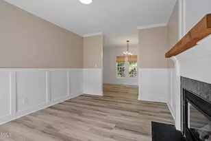 729 Little Leaf Ct, Holly Springs, NC 27540 - Photo 18