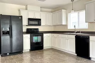 208 Knightwood Dr, Durham, NC 27703 - Photo 12