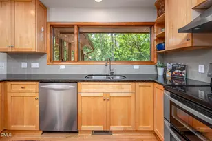 1020 Burning Tree Dr, Chapel Hill, NC 27517 - Photo 22