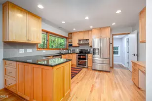 1020 Burning Tree Dr, Chapel Hill, NC 27517 - Photo 20