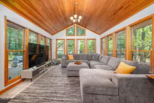 1020 Burning Tree Dr, Chapel Hill, NC 27517 - Photo 2